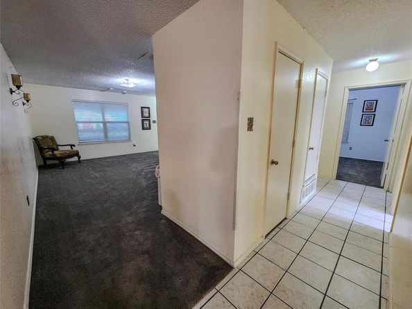 6410  Rock Springs Drive , Arlington Texas 76001