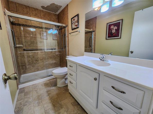 6410  Rock Springs Drive , Arlington Texas 76001
