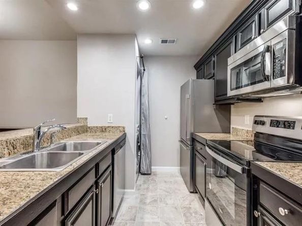 8601  Park Lane  721, Dallas Texas 75231