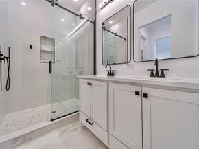 531 W Laureland Road , Dallas Texas 75232