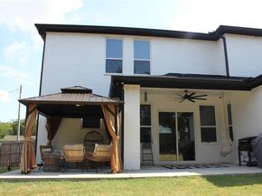 531 W Laureland Road , Dallas Texas 75232