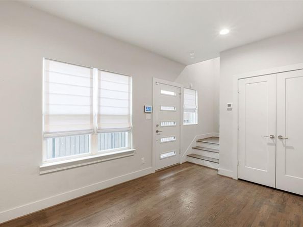 4914  Live Oak Street  7, Dallas Texas 75206