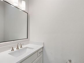 4914  Live Oak Street  7, Dallas Texas 75206