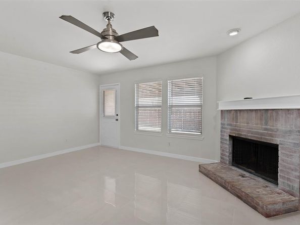 2013  Finch Cove , Aubrey Texas 76227
