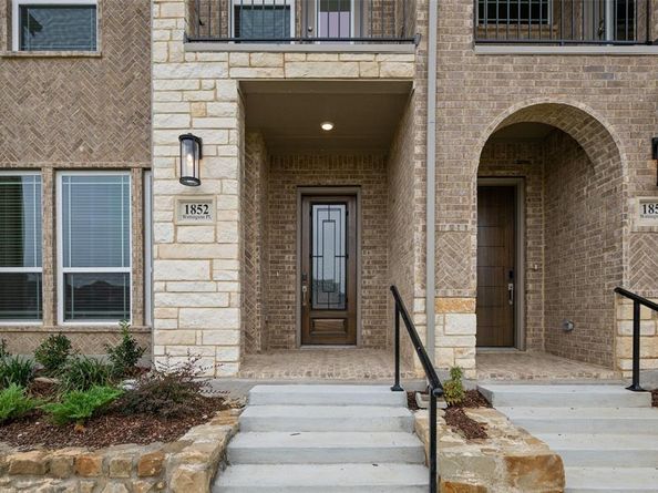 1852  Wittington  , Farmers Branch Texas 75234