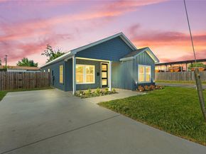 2731  Rogers Street , Dallas Texas 75215