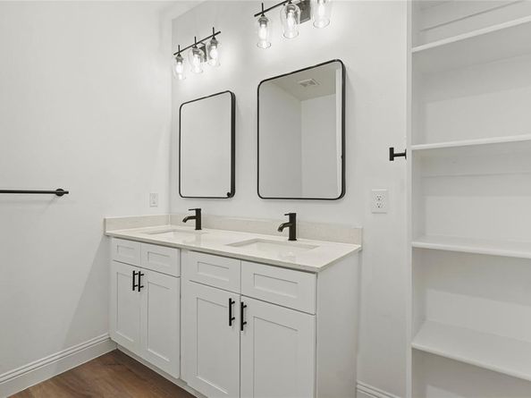 2731  Rogers Street , Dallas Texas 75215