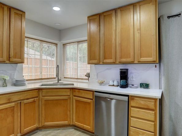3411  Beech Street , Rowlett Texas 75089