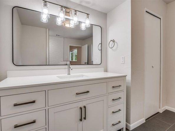 119  Halifax Drive , Cedar Hill Texas 75104