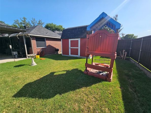 1635  Ariel Drive , Mesquite Texas 75181