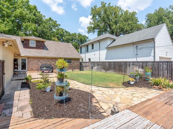 9548  Highedge Drive , Dallas Texas 75238