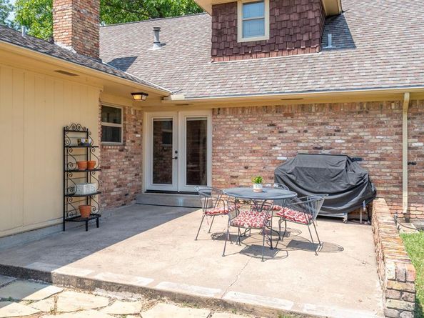 9548  Highedge Drive , Dallas Texas 75238