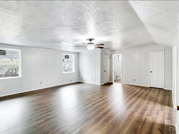 811  Wyche Drive , Irving Texas 75061