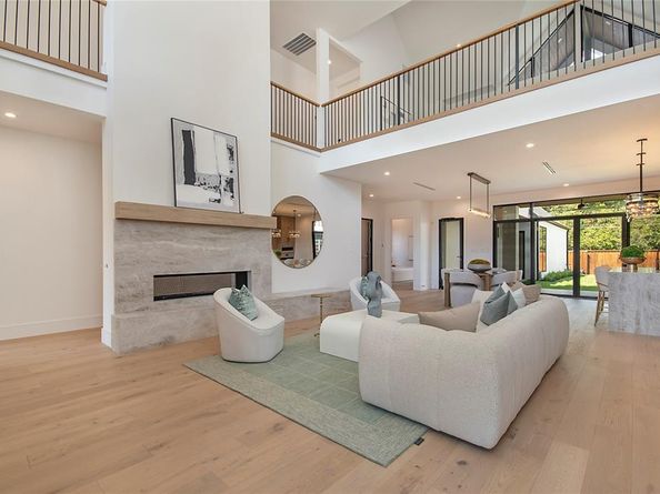 7619  Kenwell Street , Dallas Texas 75209