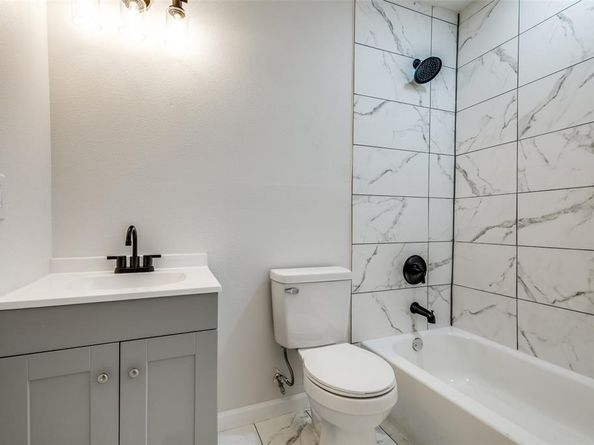 1601 E Cannon Street , Fort Worth Texas 76104