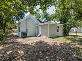 1601 E Cannon Street , Fort Worth Texas 76104