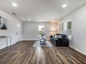 1601 E Cannon Street , Fort Worth Texas 76104