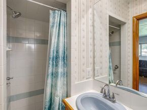 2122 S Vernon Avenue , Dallas Texas 75224
