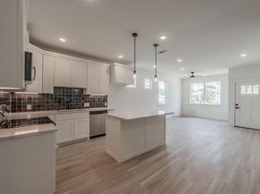 1402  Driess Street , Fort Worth Texas 76104