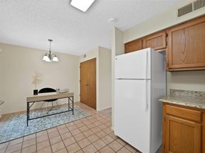 2415  Sanguinet Street , Fort Worth Texas 76107