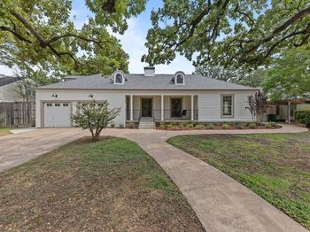 1804  Bluebonnet Drive 
