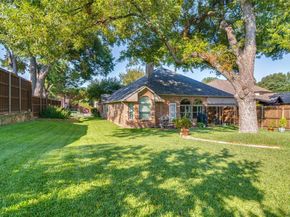 2201  Indian Trail , Rowlett Texas 75088