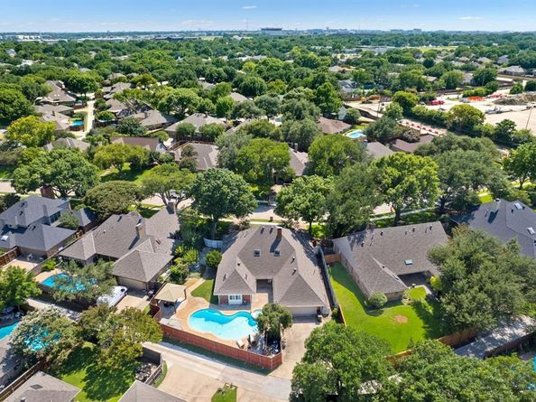 1929  Shadow Trail , Plano Texas 75075