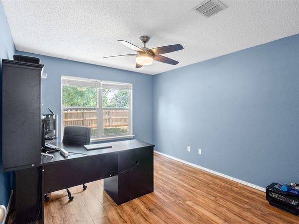 10156  Chapel Rock Drive , Fort Worth Texas 76116