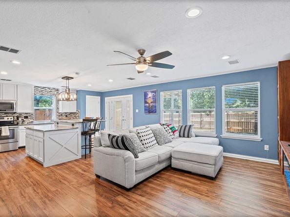 10156  Chapel Rock Drive , Fort Worth Texas 76116