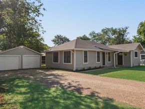 325  Houston Street , Cedar Hill Texas 75104
