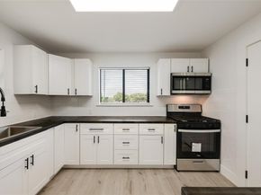 325  Houston Street , Cedar Hill Texas 75104