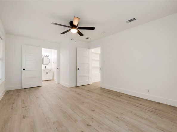325  Houston Street , Cedar Hill Texas 75104