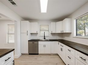 325  Houston Street , Cedar Hill Texas 75104