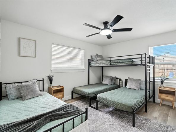 6622  Symphony Lane , Dallas Texas 75227