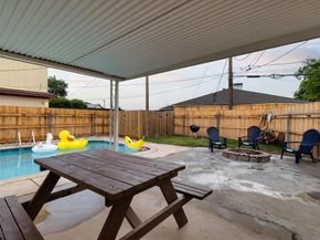 6622  Symphony Lane , Dallas Texas 75227