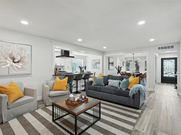 6622  Symphony Lane , Dallas Texas 75227