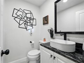 6622  Symphony Lane , Dallas Texas 75227