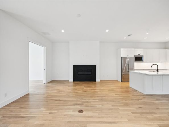 5636  Winton Street , Dallas Texas 75206