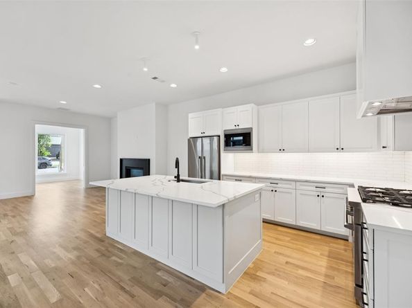5636  Winton Street , Dallas Texas 75206