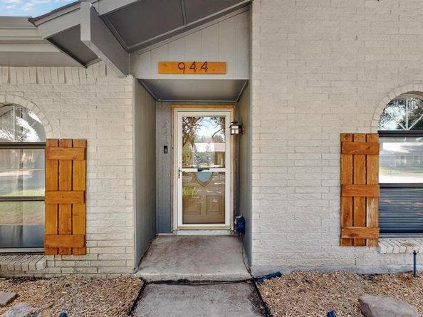 944  Mossvine Drive , Plano Texas 75023