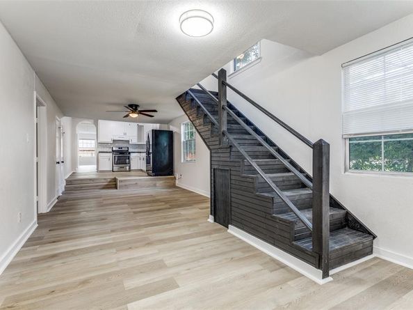 109 S Judkins Street , Fort Worth Texas 76111