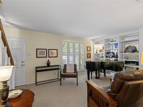 1231  Roaring Springs Road  1, Fort Worth Texas 76114