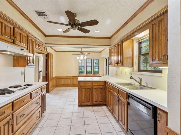 735  Swallow Drive , Coppell Texas 75019