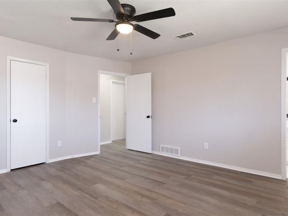 105  Timber Ridge Circle , Burleson Texas 76028