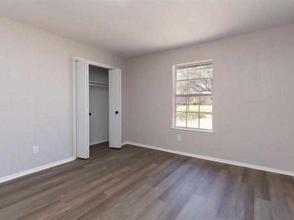 105  Timber Ridge Circle , Burleson Texas 76028