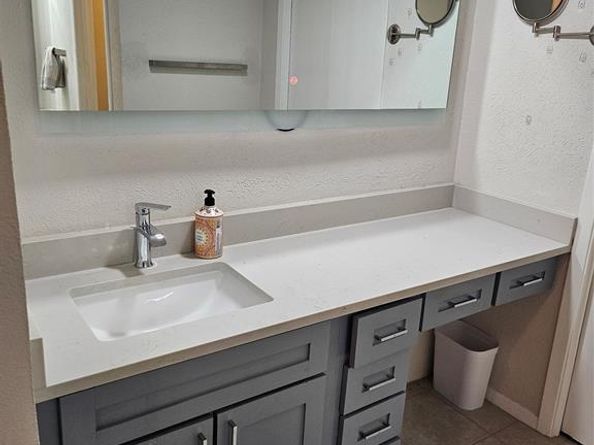 1827  Lakecrest Circle , Carrollton Texas 75006