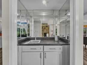 1827  Lakecrest Circle , Carrollton Texas 75006