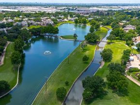 1827  Lakecrest Circle , Carrollton Texas 75006