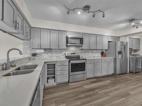 1827  Lakecrest Circle , Carrollton Texas 75006