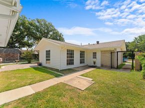 1054  Shadow Wood Lane , Lewisville Texas 75067